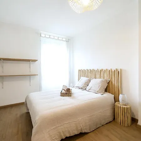 Le Lavandin, Spacieux Et Moderne P4, Centre Ville, Wifi Nîmes