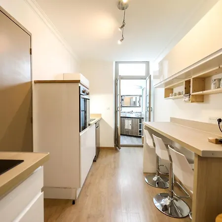Le Lavandin, Spacieux Et Moderne P4, Centre Ville, Wifi Nîmes